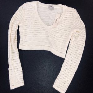 Lightweight knit in off white